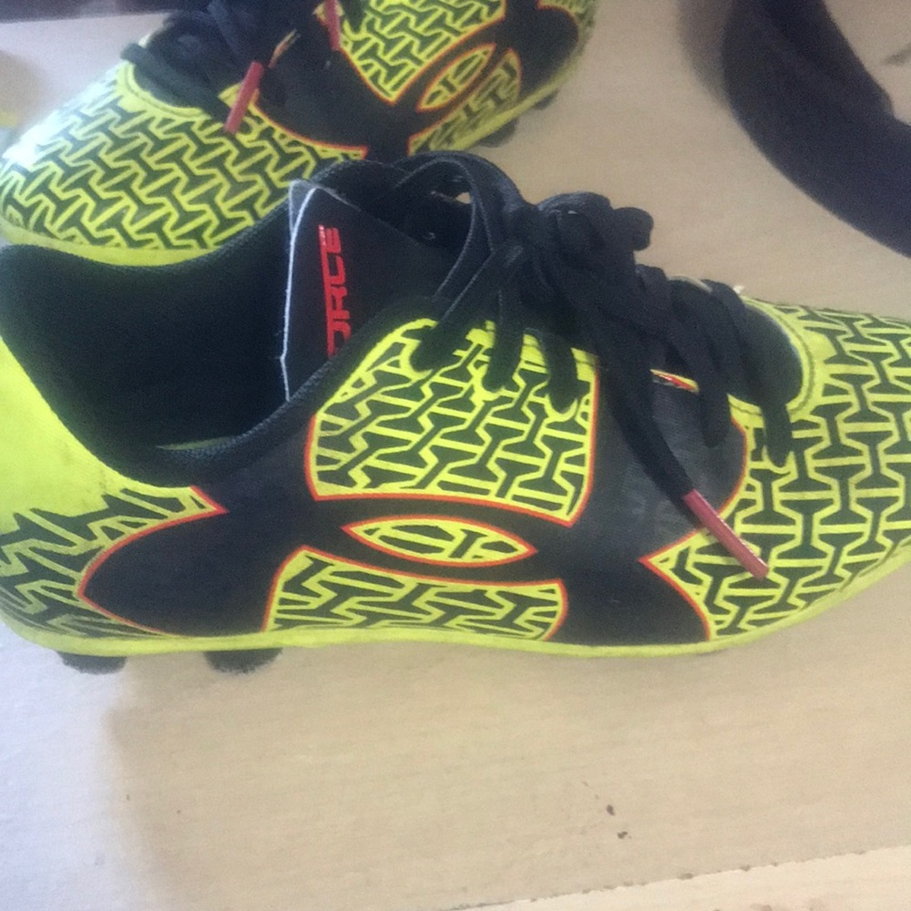 Soccer under Armour cleats